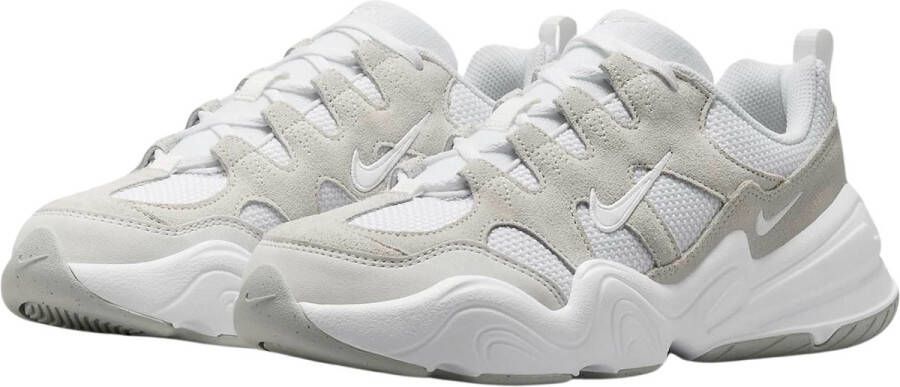 Nike Wmns Tech Hera Fashion sneakers Schoenen white white summit white photon dust maat: 40.5 beschikbare maaten:37.5 38.5 40.5 41