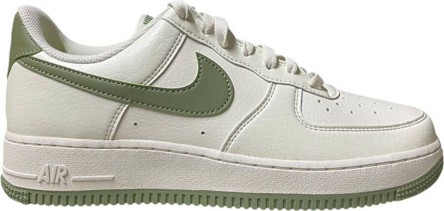 Nike WMNS Air Force 1 '07 NN Groen Wit