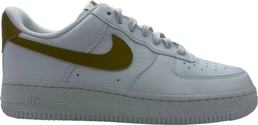 Nike Wmns Air Force 1 '07 Se Basketball Schoenen summit white bronzine metallic silver maat: 40 beschikbare maaten:37.5 38.5 39 40.5 41