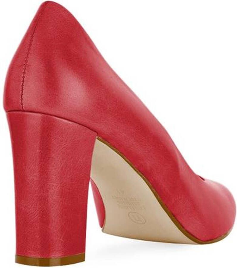 Noë Shoes Nirma Pump Lipstick