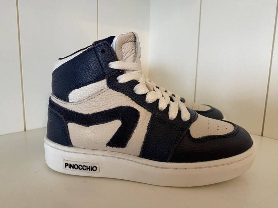 Pinocchio sneaker