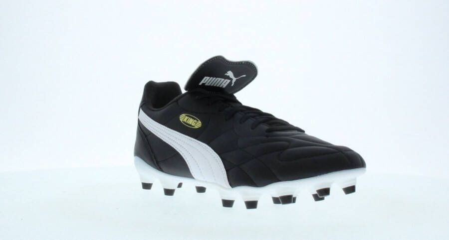 PUMA king top fg ag in de kleur zwart