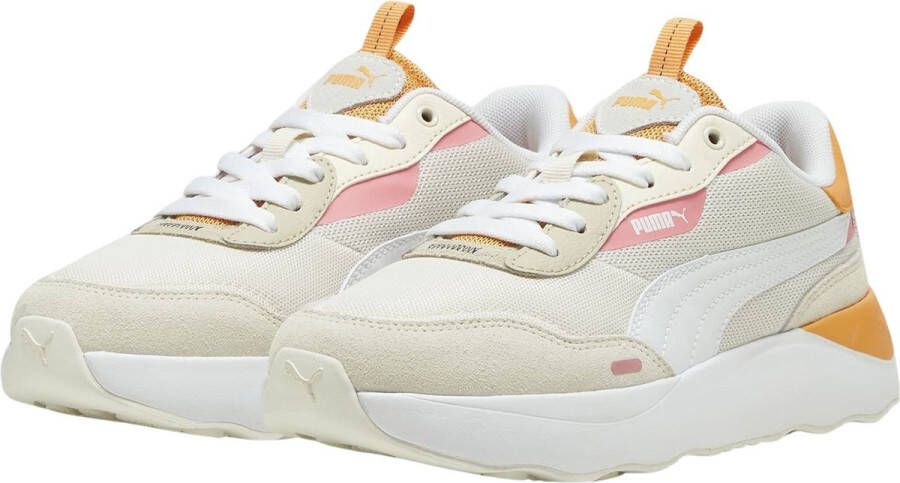 PUMA Runtamed Platform Dames Sneakers Putty- White-Warm White-Clementine-Passionfruit