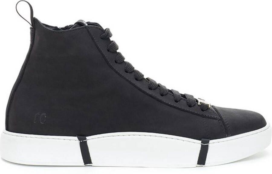 Roberto Cavalli Chique Zwarte Suède Sneakers voor Black