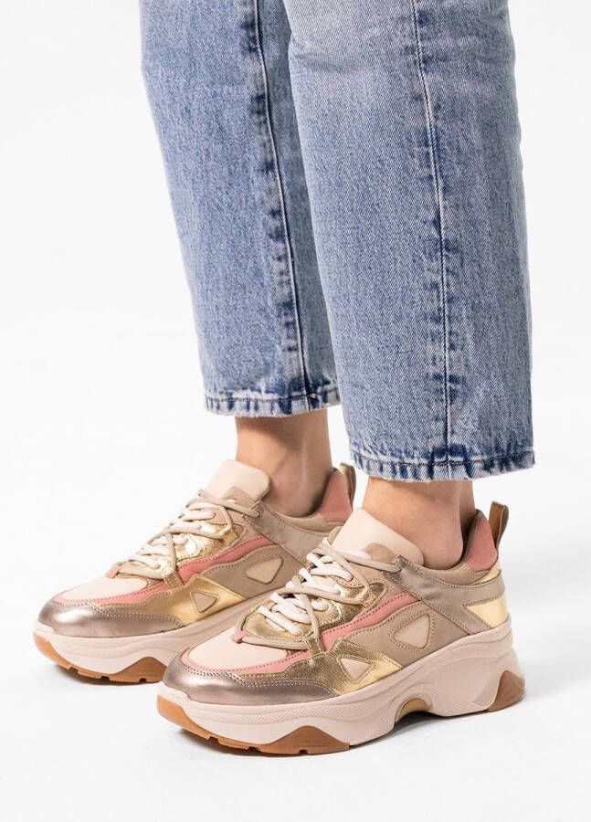 Sacha Dames Gouden leren platform sneakers met suède details