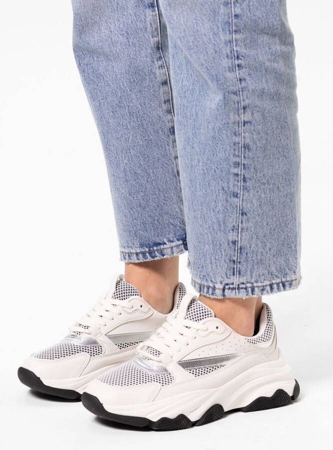 Sacha Dames Witte sneakers met zilveren metallic details