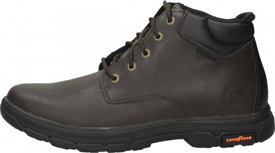 Skechers Relaxed Fit: Segment 2.0 Brogden Veterschoenen Hoog donkerbruin