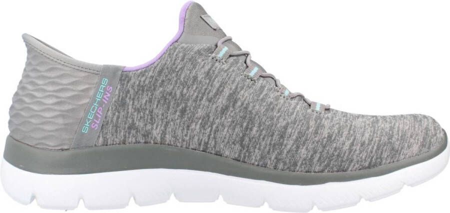 Skechers Instappers SUMMITS DAZZLING HAZE Slip-ins sneaker vrijetijdsschoen met subtiele contrastdetails