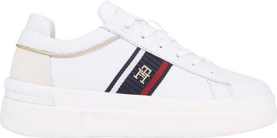 Tommy Hilfiger Sneakers met sleehak FASHION WEDGE SNEAKER met een logo opschrift Schoenen