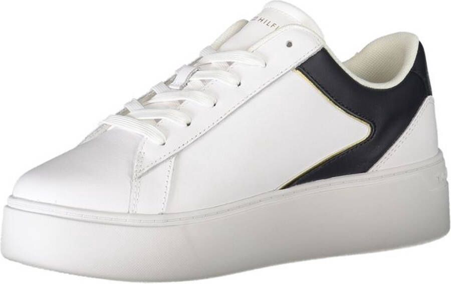 Tommy Hilfiger Plateausneakers TH PLATFORM COURT SNEAKER met contrastafwerking vrijetijdsschoen halve schoen veterschoen