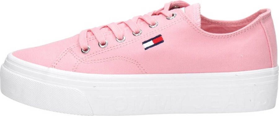 TOMMY JEANS Plateausneakers FLATFORM VULC met merklabel opzij - Foto 1