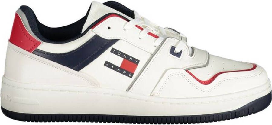 TOMMY JEANS Sneakers met sleehak TJM RETRO BASKET CUPSOLE veterschoenen vrijetijdsschoen lage schoen met contrastafwerkingen