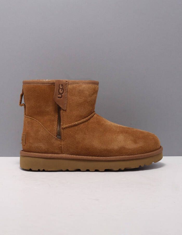 UGG CLASSIC MINI BAILEY ZIP Gevoerde laarzenSnowbootsDames laarzen Cognac