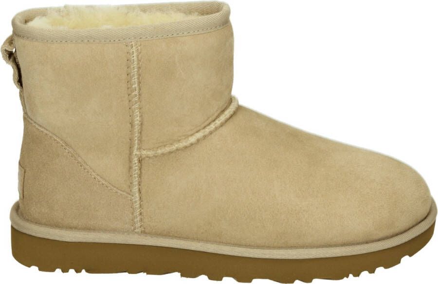 UGG CLASSIC MINI II W Volwassenen Gevoerde laarzenSnowboots s laarzen Wit beige