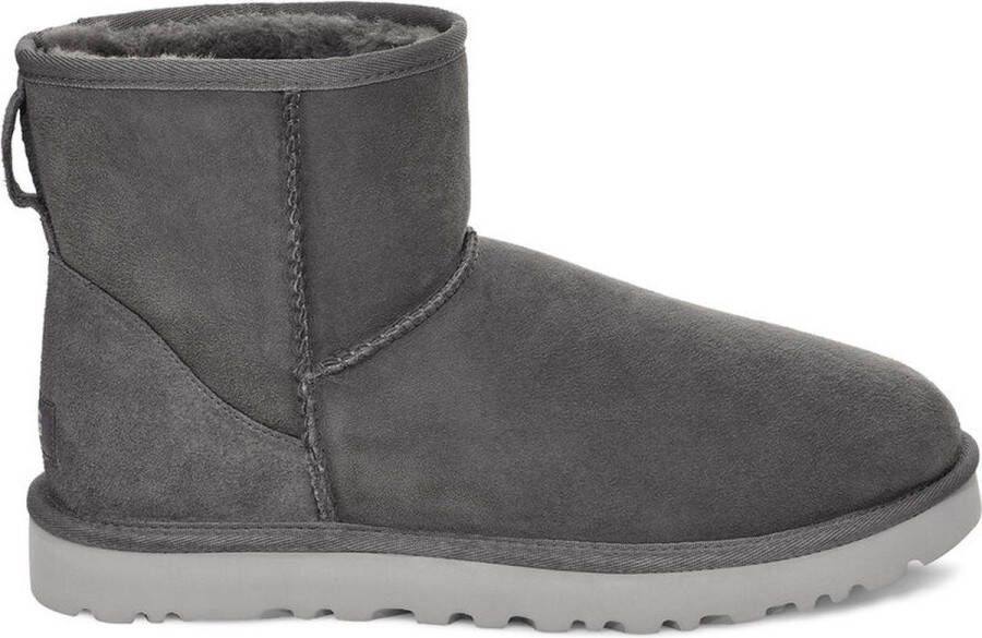 Ugg Classic Mini Winter schoenen dark grey maat: 44 beschikbare maaten:40 41 42 43 44 45 46