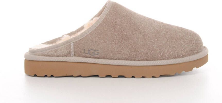 UGG classic slipon taupe