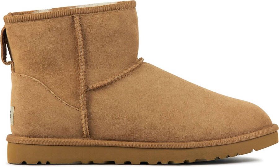 UGG Vachtlaarzen Heren M Classic Mini Maat: 41 Materiaal: Suède Kleur: Cognac