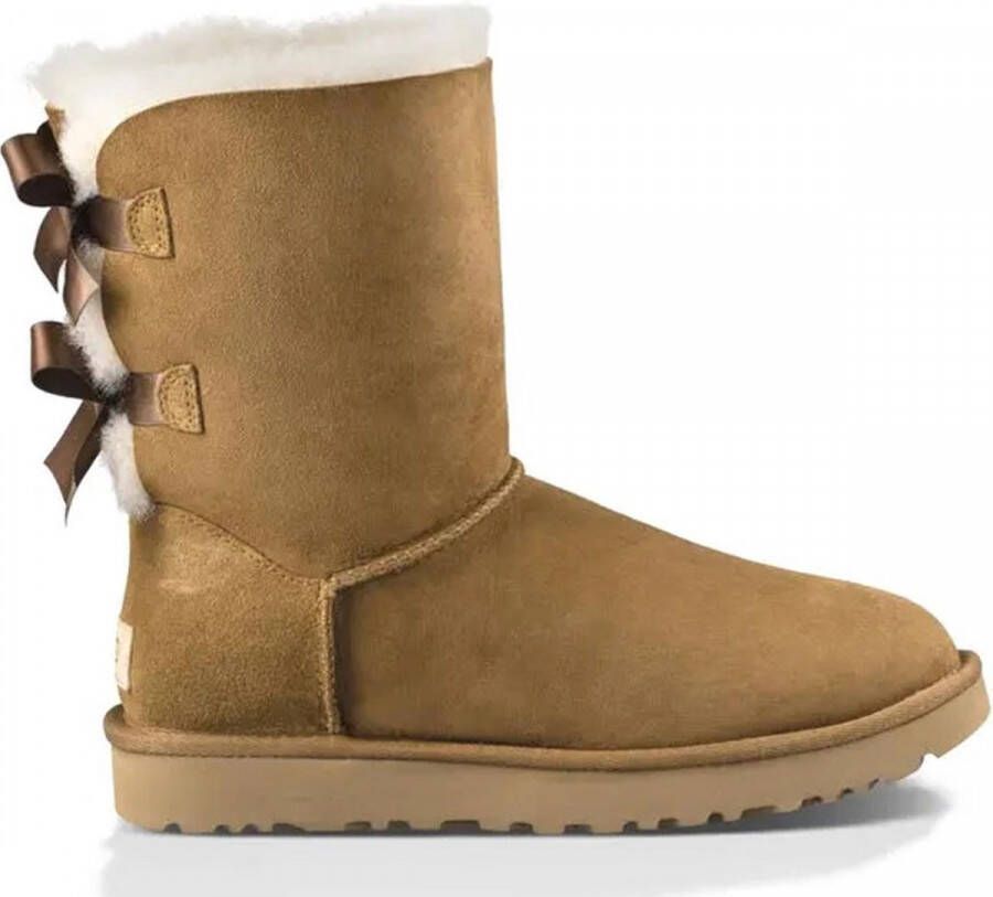 UGG Boots zonder sluiting Bailey Bow 2 met satijnen strikken achter bij de schacht