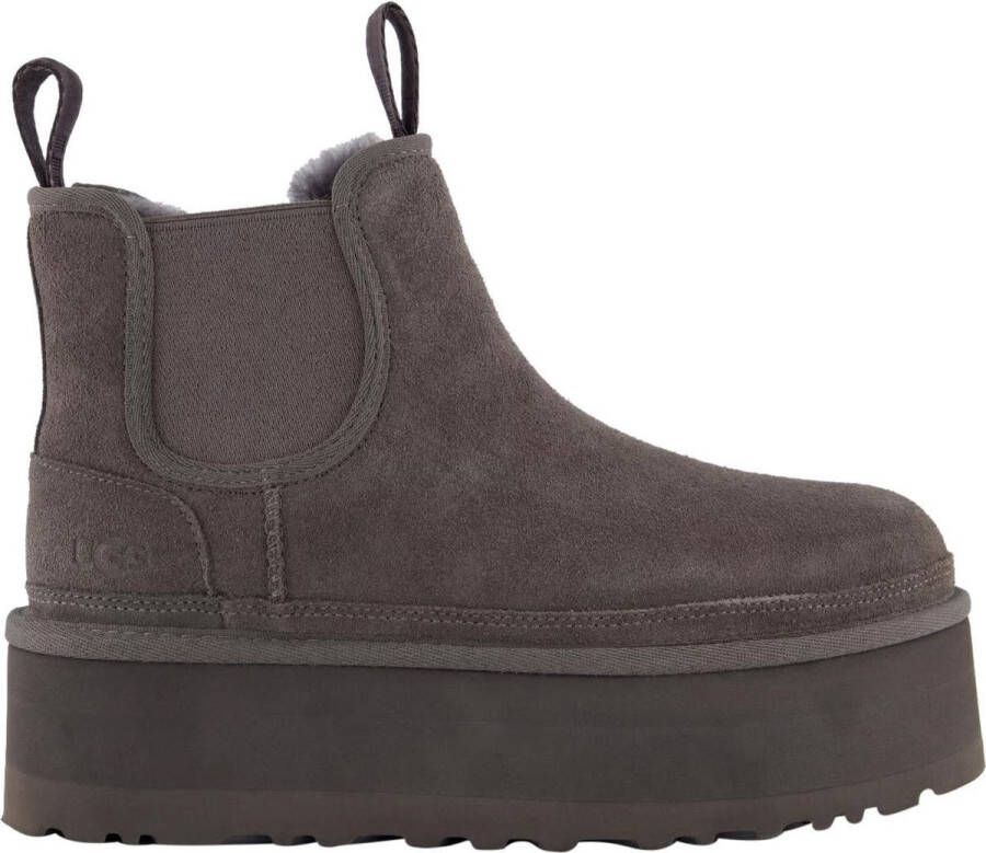 UGG Chelsea-boots NEUMEL PLATFORM CHELSEA Plateau laarzen winterlaarzen met praktische aantrekhaakjes