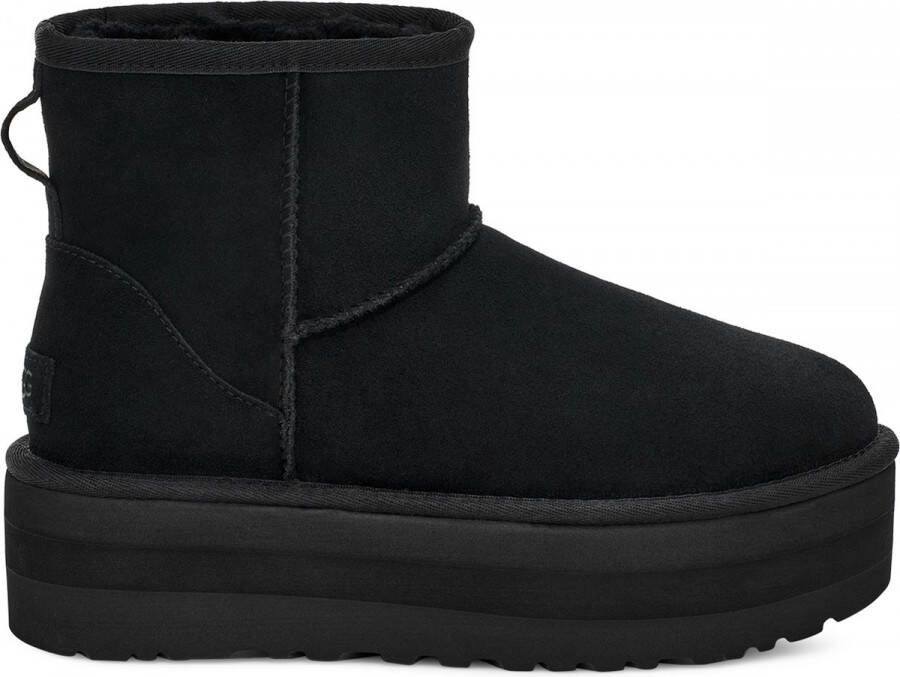 UGG Plateaulaarsjes Classic Mini Platform Winterlaarzen plateaulaarzen instaplaarzen om in te stappen