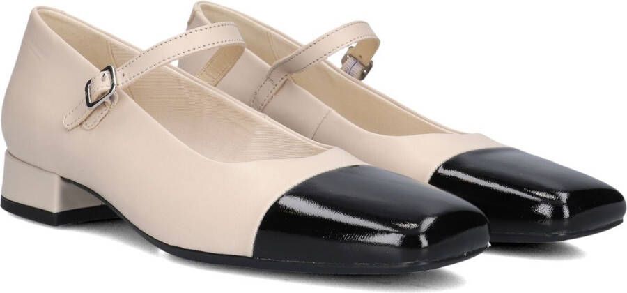 VAGABOND SHOEMAKERS Ballerina Dames Debbi 5818-160 Maat: 42 Materiaal: Leer Kleur: Wit