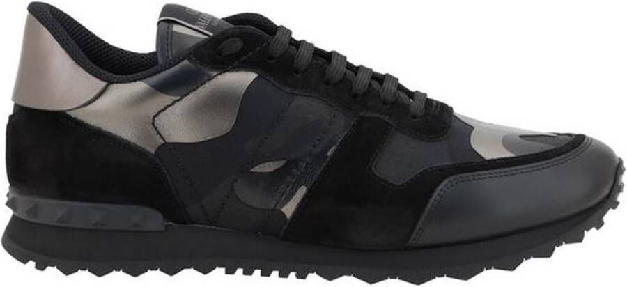 Valentino Garavani Camouflage Leren Sneakers met Geribbelde Zool Black Heren