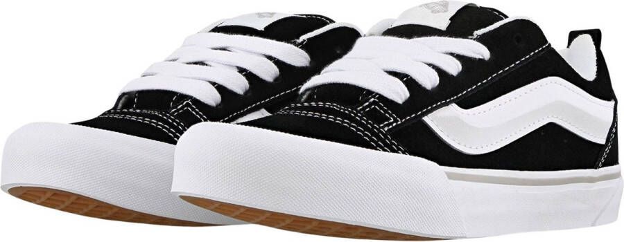 Vans JN Knu Skool Skate in zwart formaten: 38.5