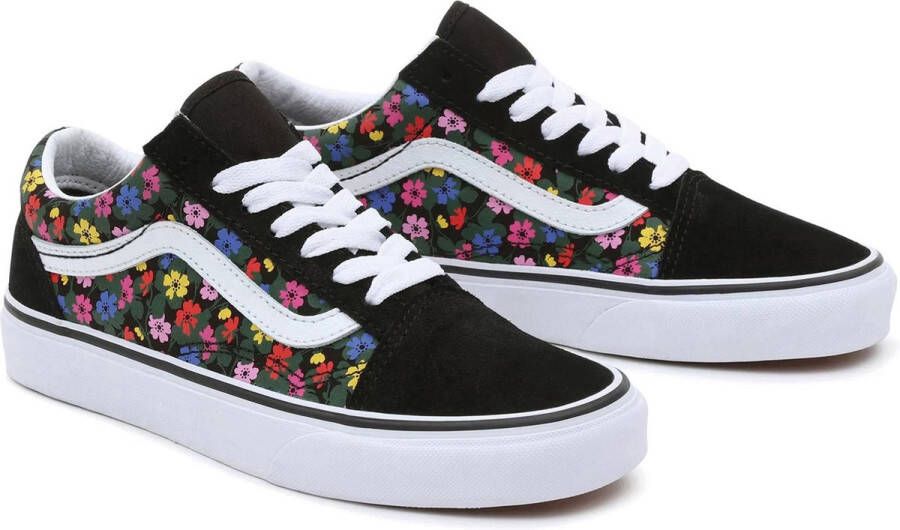 Vans Casual Zwarte Textiel Sneakers met 3cm Rubberen Zool Black Dames