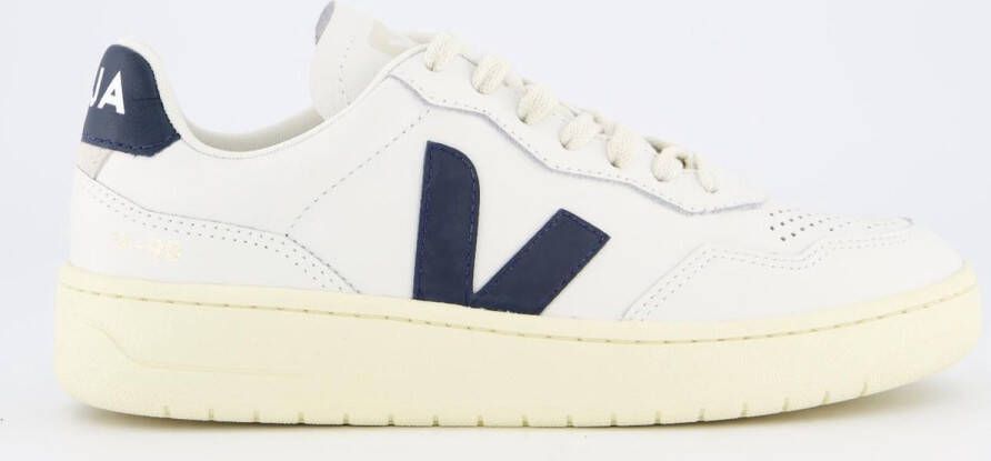 Veja Chromevrije leren sneakers met geperforeerde neusdoos White