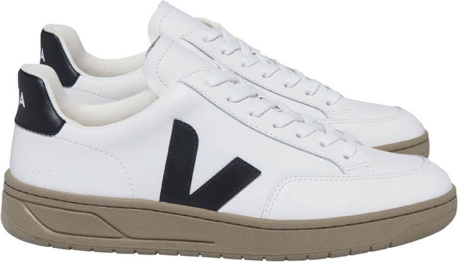 Veja Witte Sneakers Klassieke Stijl White