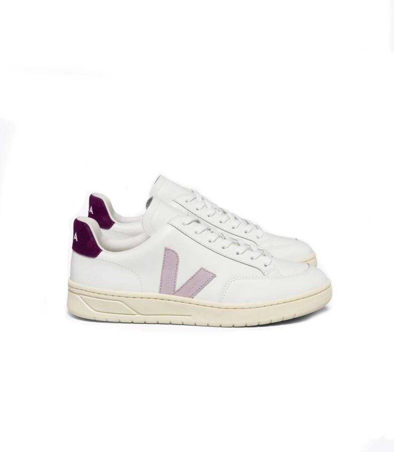 Veja Leren sneakers met magenta details Multicolor Dames