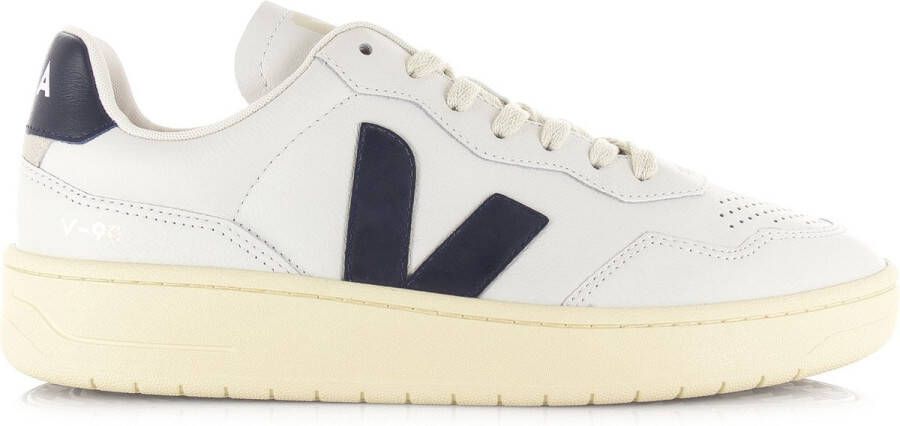 Veja Chromevrije leren sneakers met geperforeerde neusdoos White