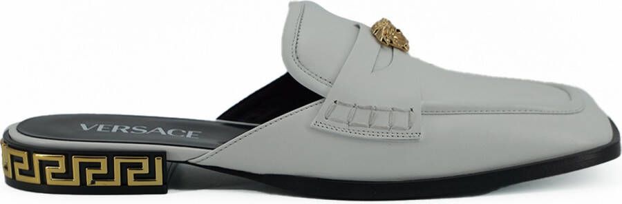 Versace Witte leren instappers platte schoenen White Dames