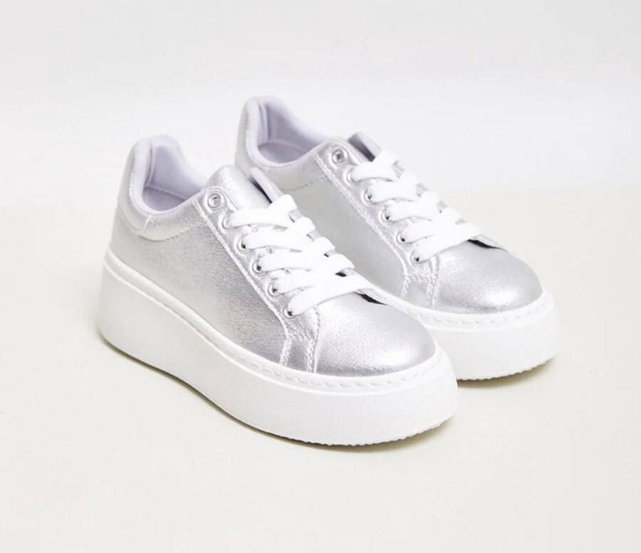 Weloveshoes Cyber Monday Deal Dames Sneakers Imitatieleer Zilver