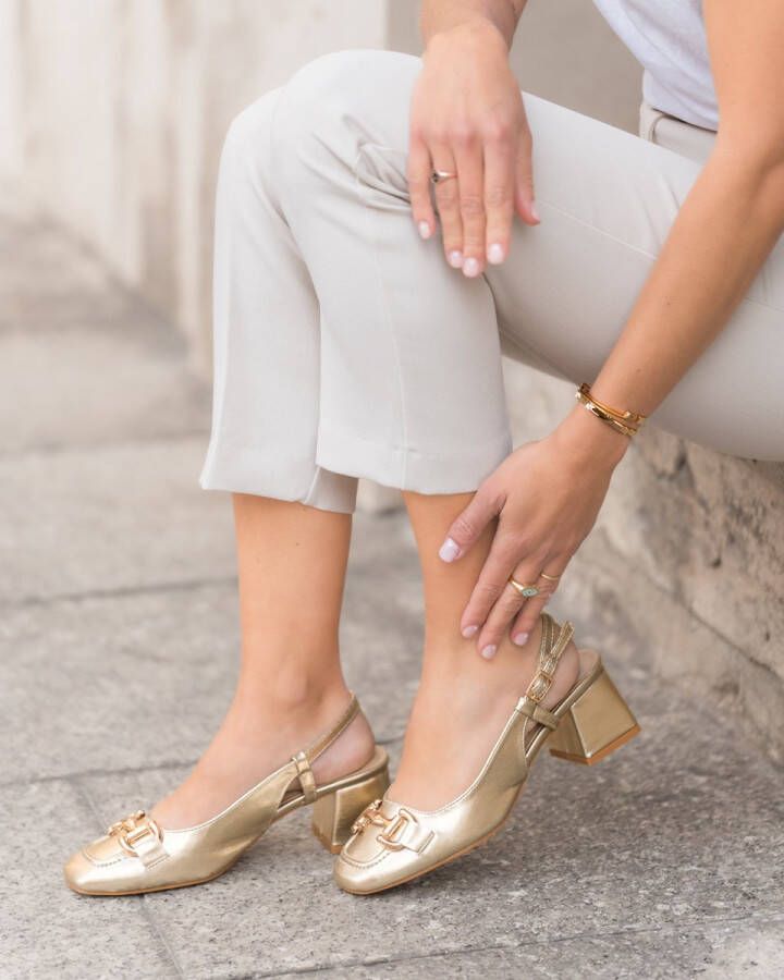 Weloveshoes SmileFavorites Loafers & Espadrilles Instappers Goud Imitatieleer