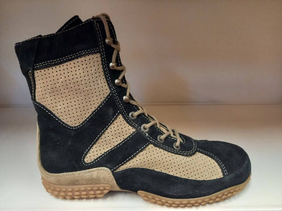 Wolky Downforce 2 halfhoge veterboot zwart suede - Foto 1