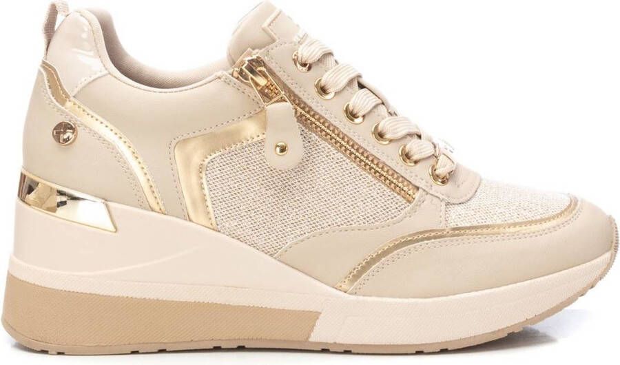 XTI Stijlvolle Sneakers voor Moderne Vrouwen Beige Dames