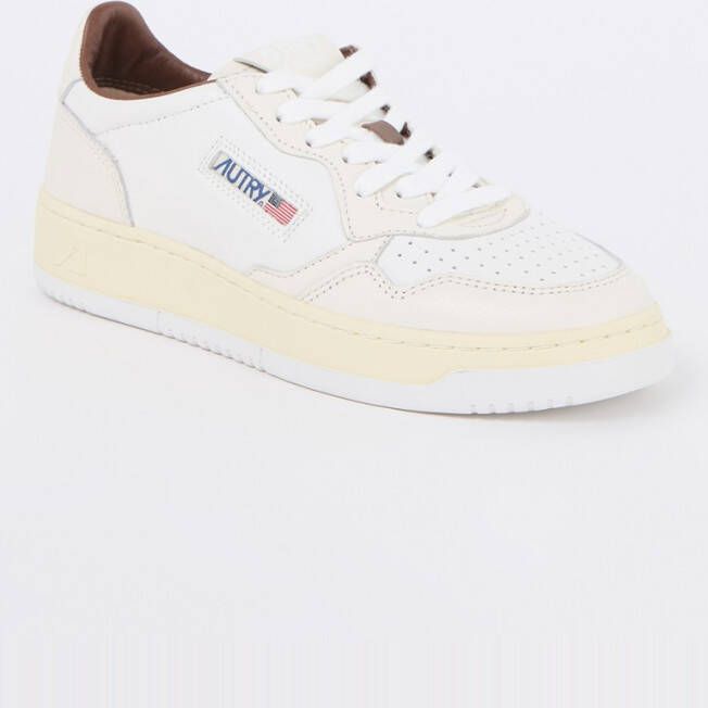 Autry Medalist sneaker met lamsleren details