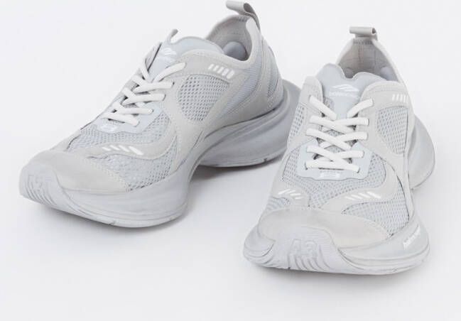 Balenciaga Circuit sneaker met mesh details