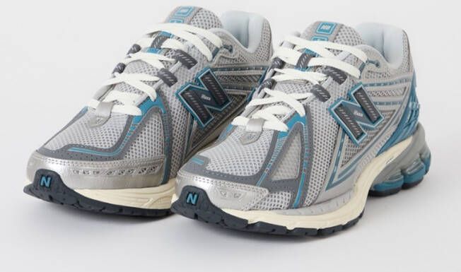 New Balance 1906 sneaker met mesh details