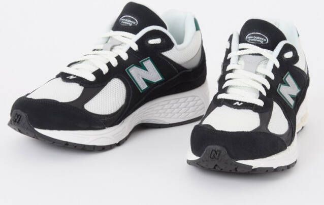 New Balance 2002R sneaker met suède details