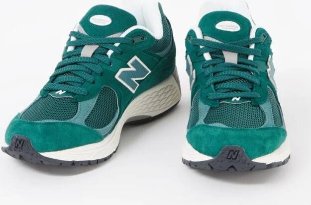 New Balance 2002R sneaker met suède en mesh details