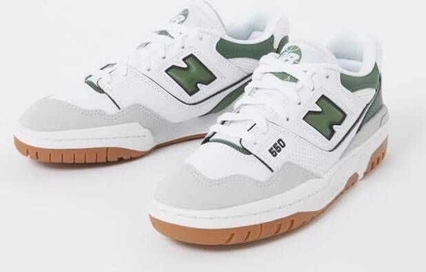 New Balance 550 sneaker met suède details