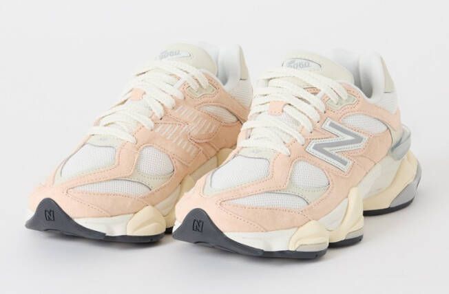 New Balance 9060 sneaker met suède details