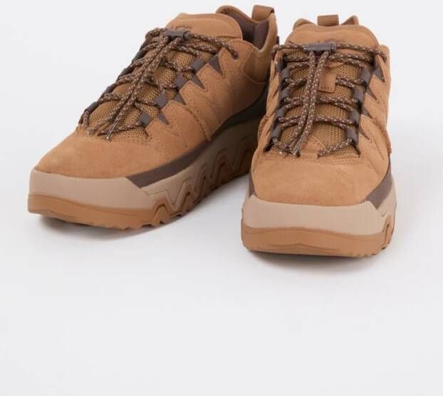 Ugg Captrail sneaker van suède met mesh details