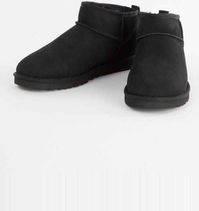 Ugg Classic Ultra Mini enkellaars van suède