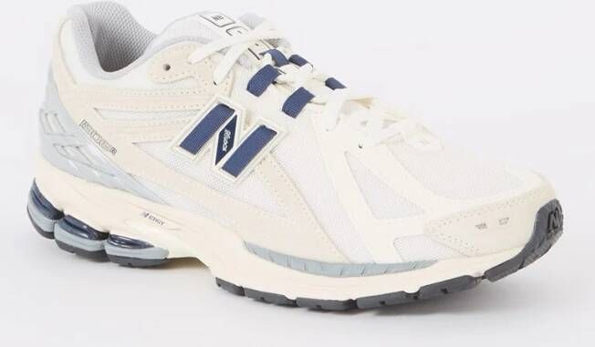 New Balance 1906 sneaker van leer met mesh details