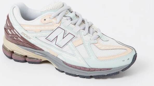 New Balance 1906R sneaker met mesh details