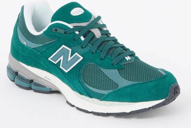 New Balance 2002 sneaker met suède en mesh details