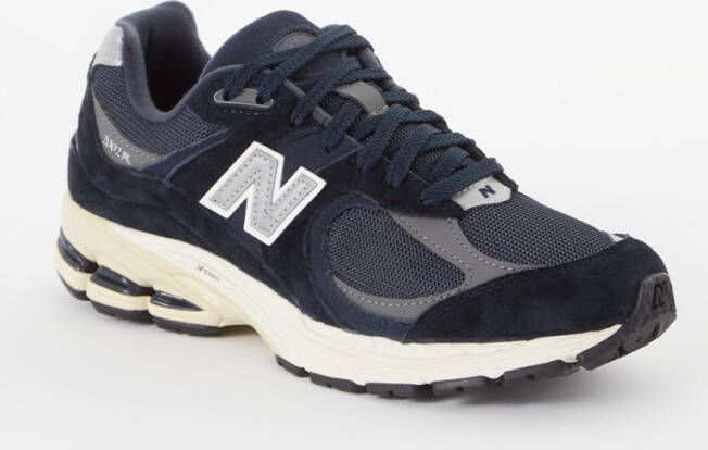 New Balance 2002R sneaker met suède details